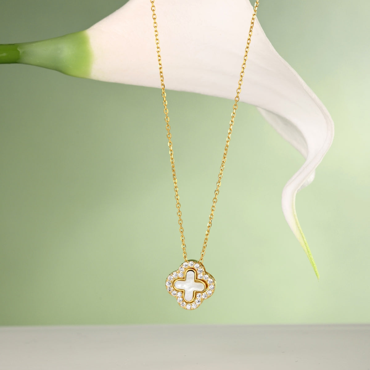 "VersaBloom" Reversible Clover Necklace Two Looks. One Symbol. Infinite Style.
