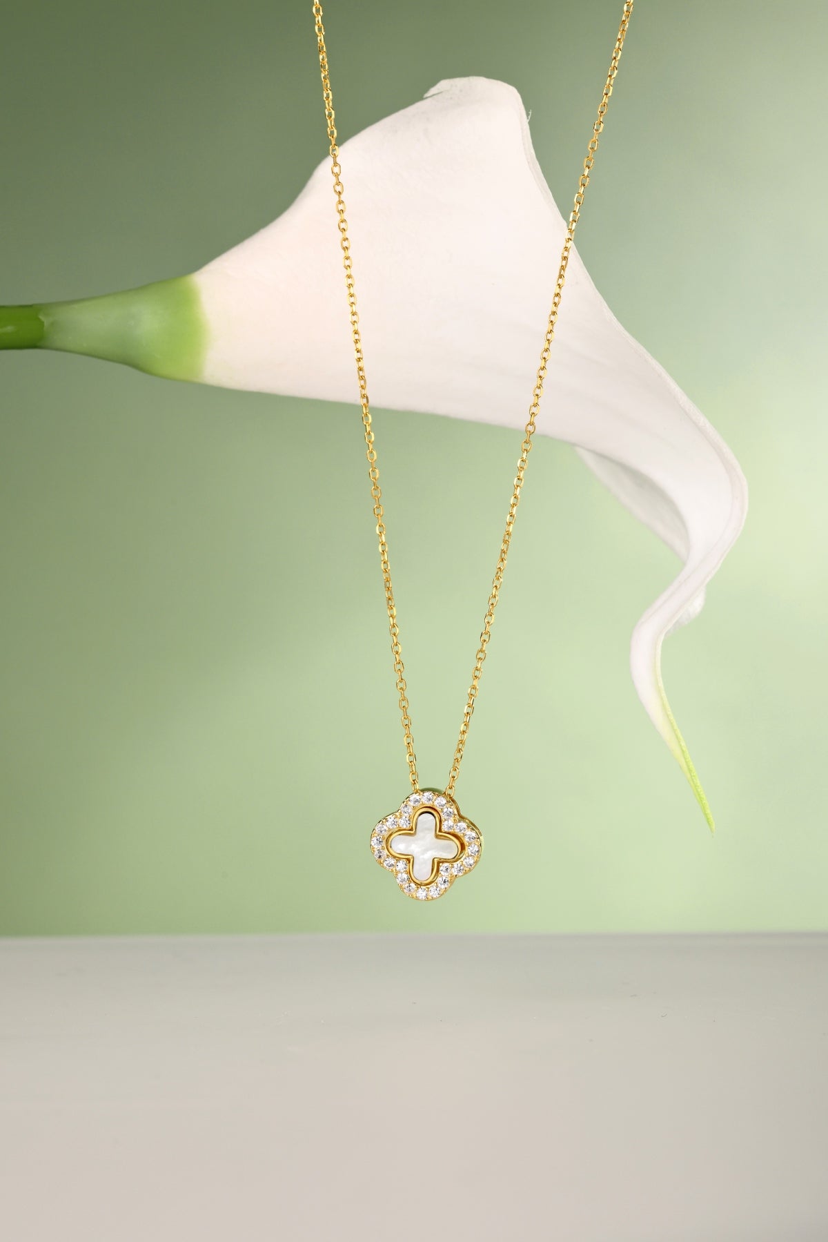 "VersaBloom" Reversible Clover Necklace Two Looks. One Symbol. Infinite Style.
