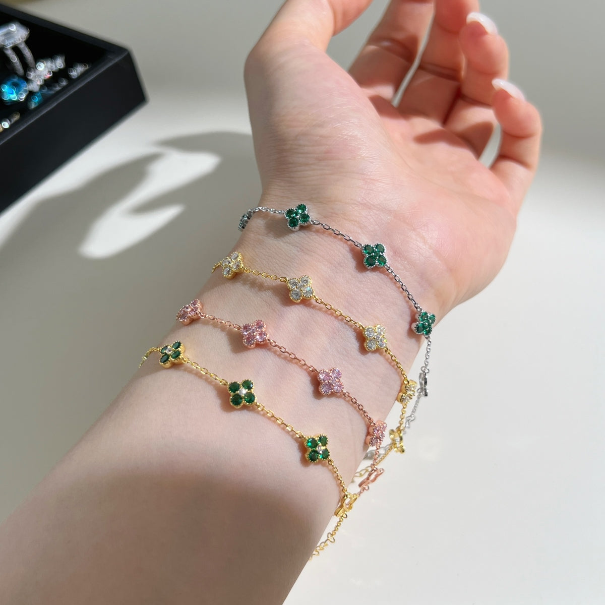 "Golden Petals" Clover Bracelet Dainty Luck. Lasting Shine.