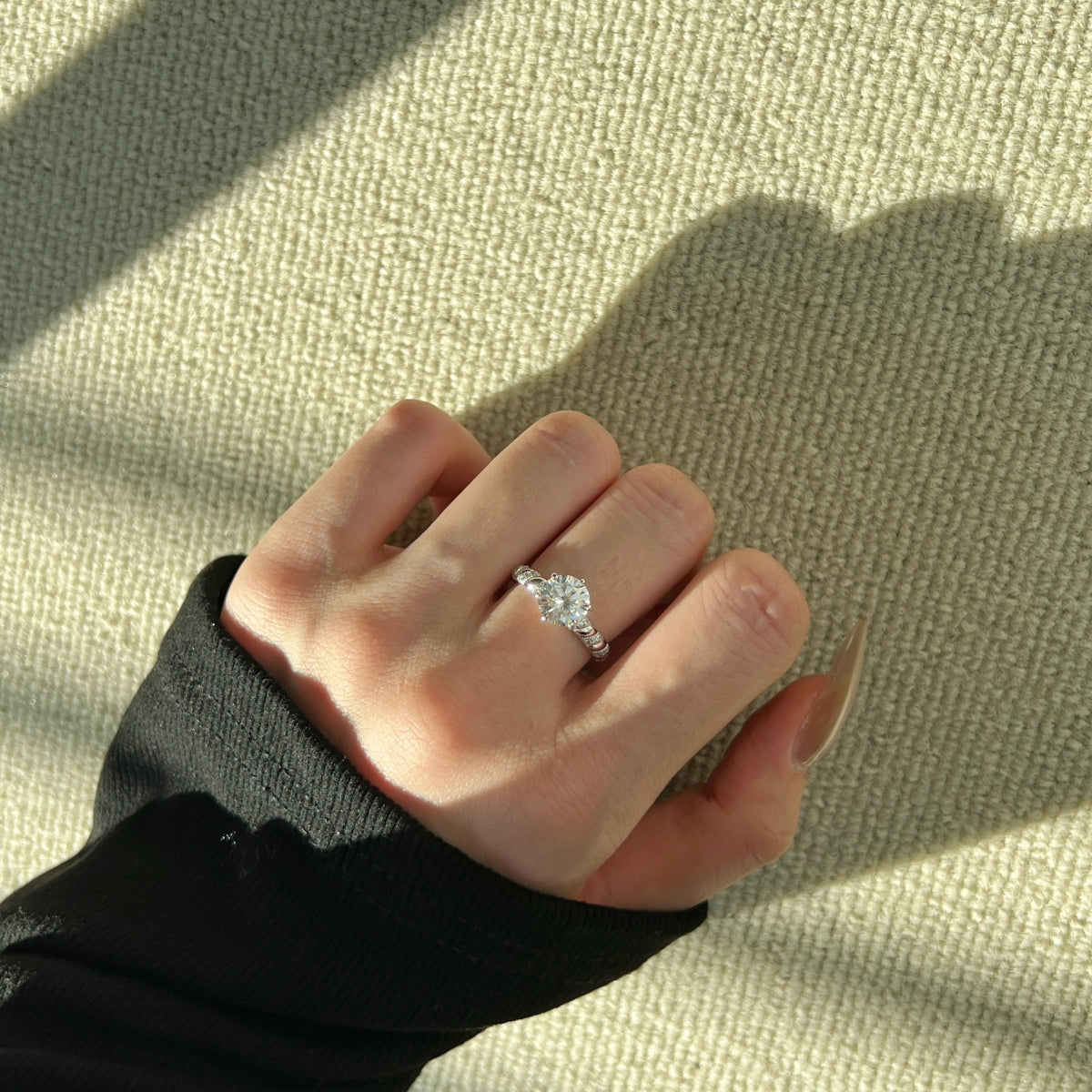 Audrey Luxe – The 2-Carat Moissanite Solitaire Ring in Rhodium-Plated Silver