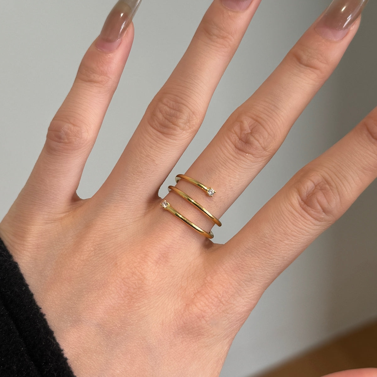 "Twist Glow" Open Ring A Whisper of Gold. A Spark of Light.