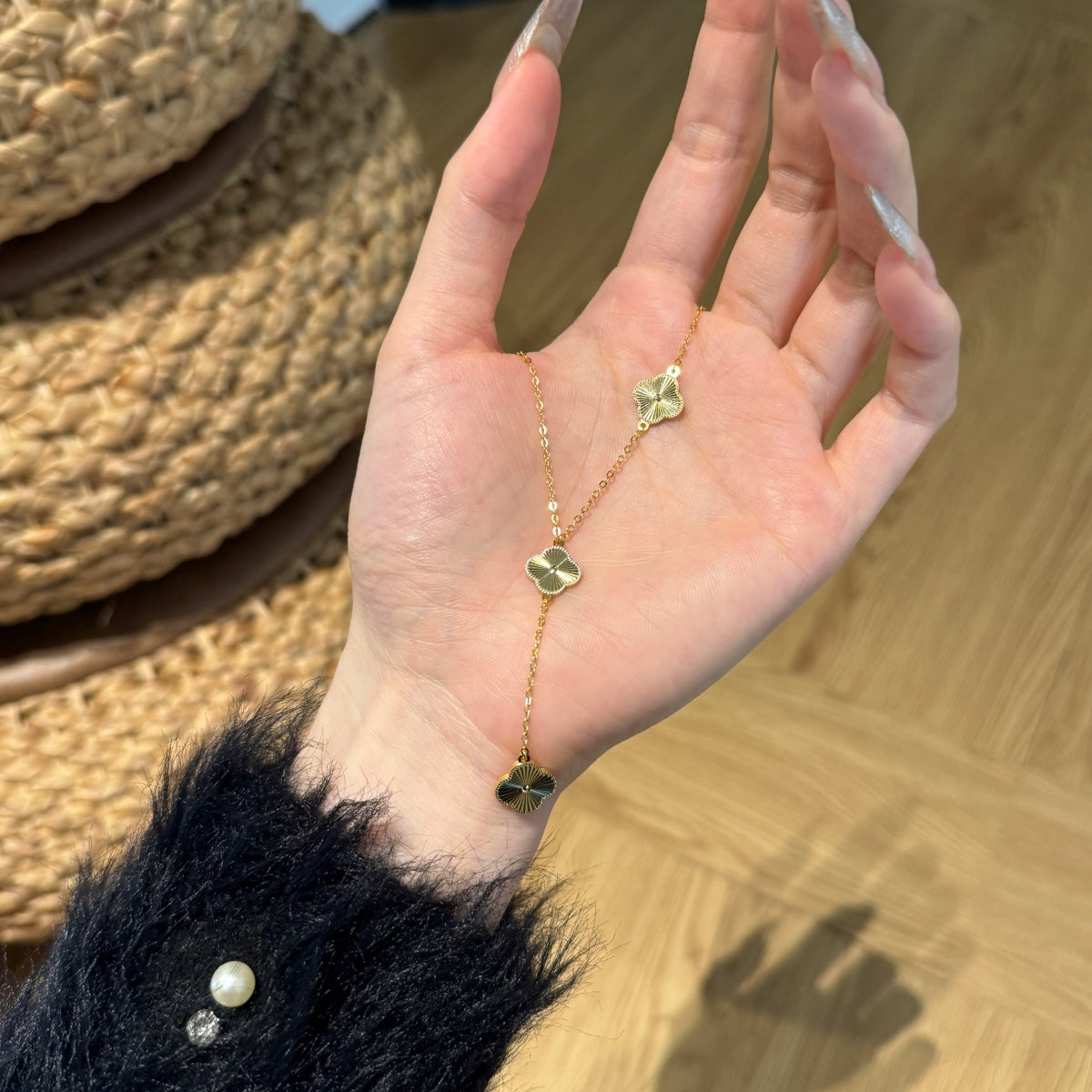 Solene Y-Clover Necklace 925 Sterling Silver | 18K Gold Plating | Matte Clover Finish