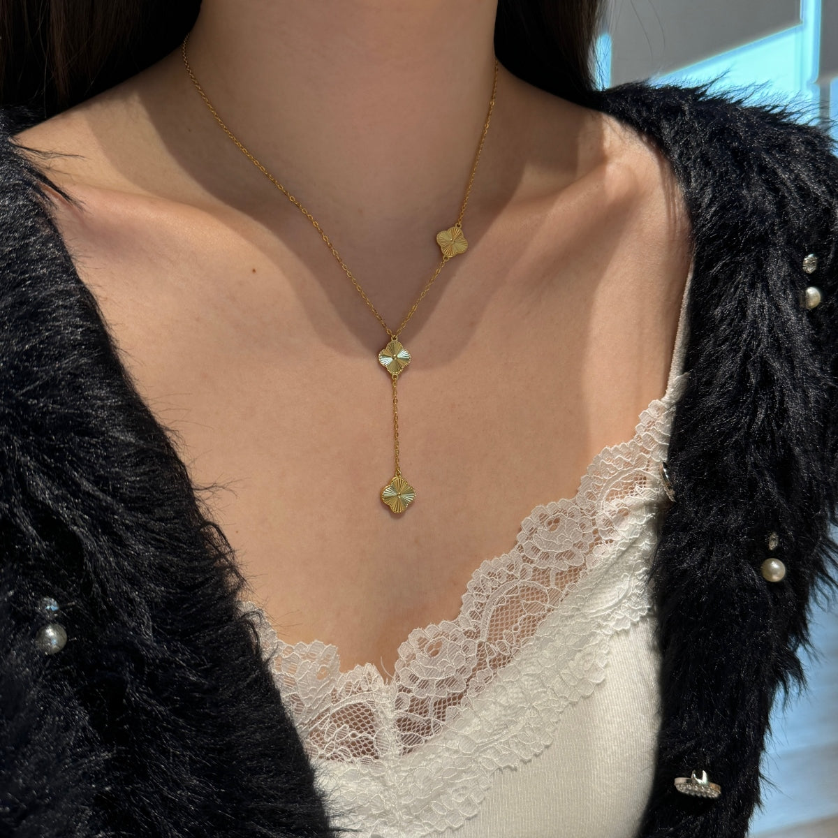 Solene Y-Clover Necklace 925 Sterling Silver | 18K Gold Plating | Matte Clover Finish