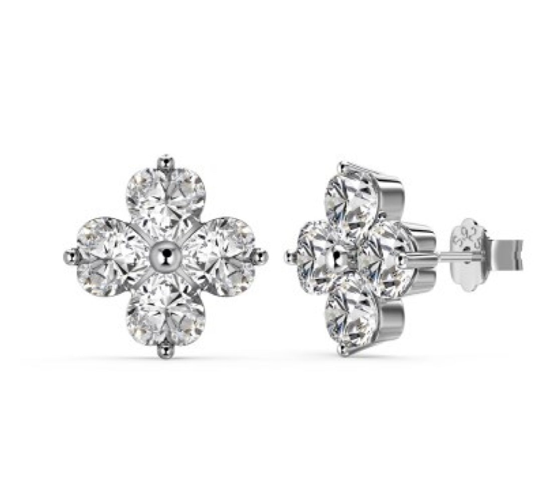 AviLuxxe Floral Stud Earrings