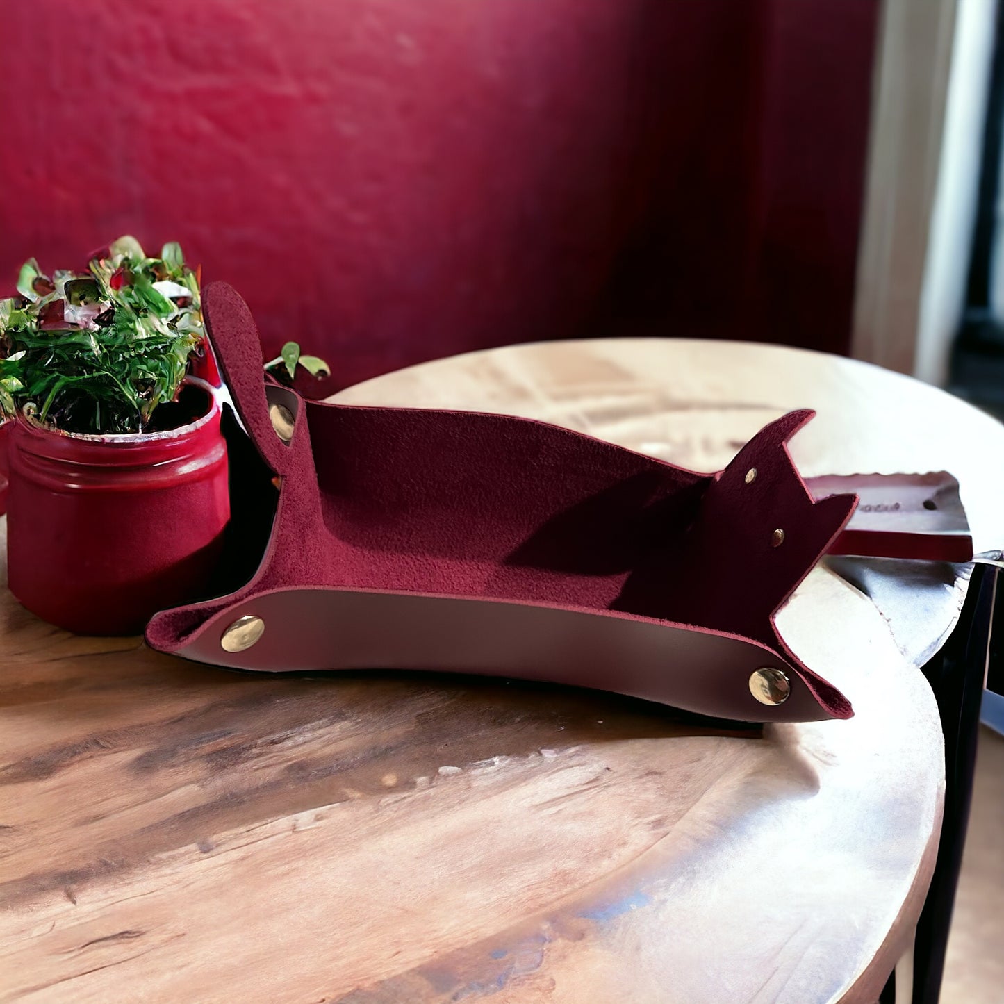 Customized Cat Leather Storage Tray