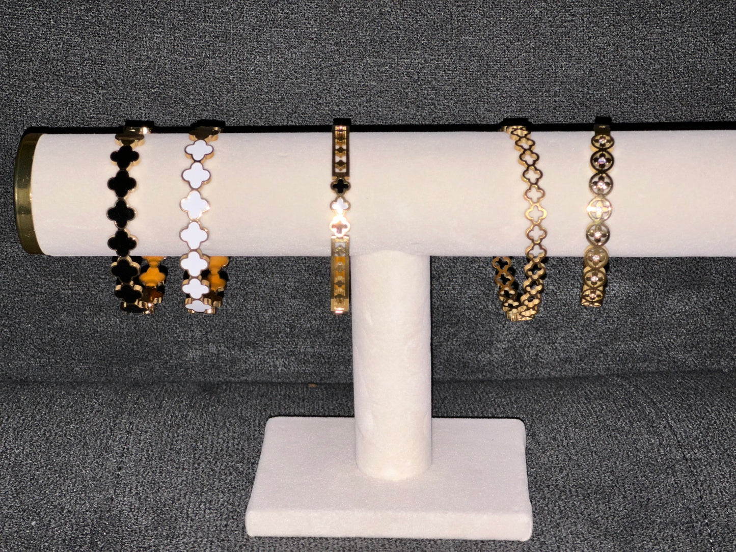 CLOVER BANGLES