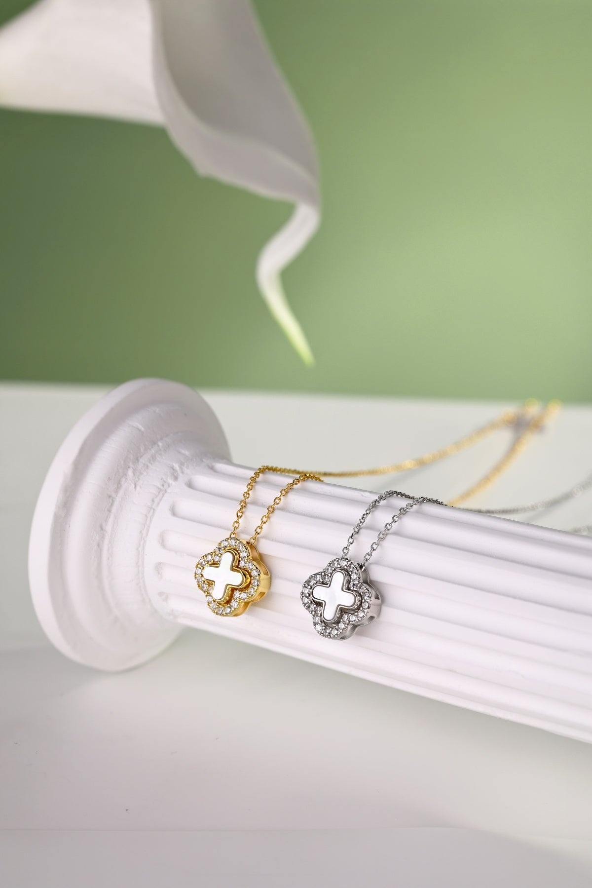 "VersaBloom" Reversible Clover Necklace Two Looks. One Symbol. Infinite Style.
