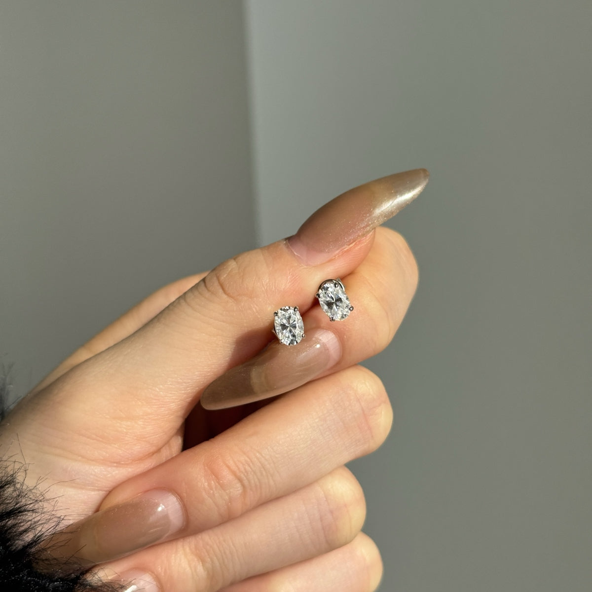“Vian” Oval-Cut Moissanite Studs