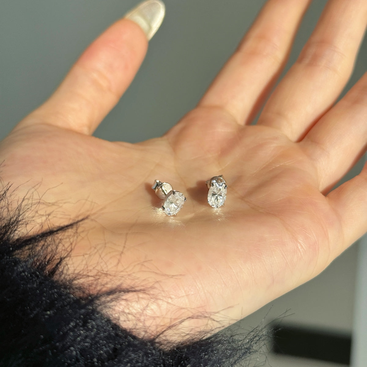 “Vian” Oval-Cut Moissanite Studs