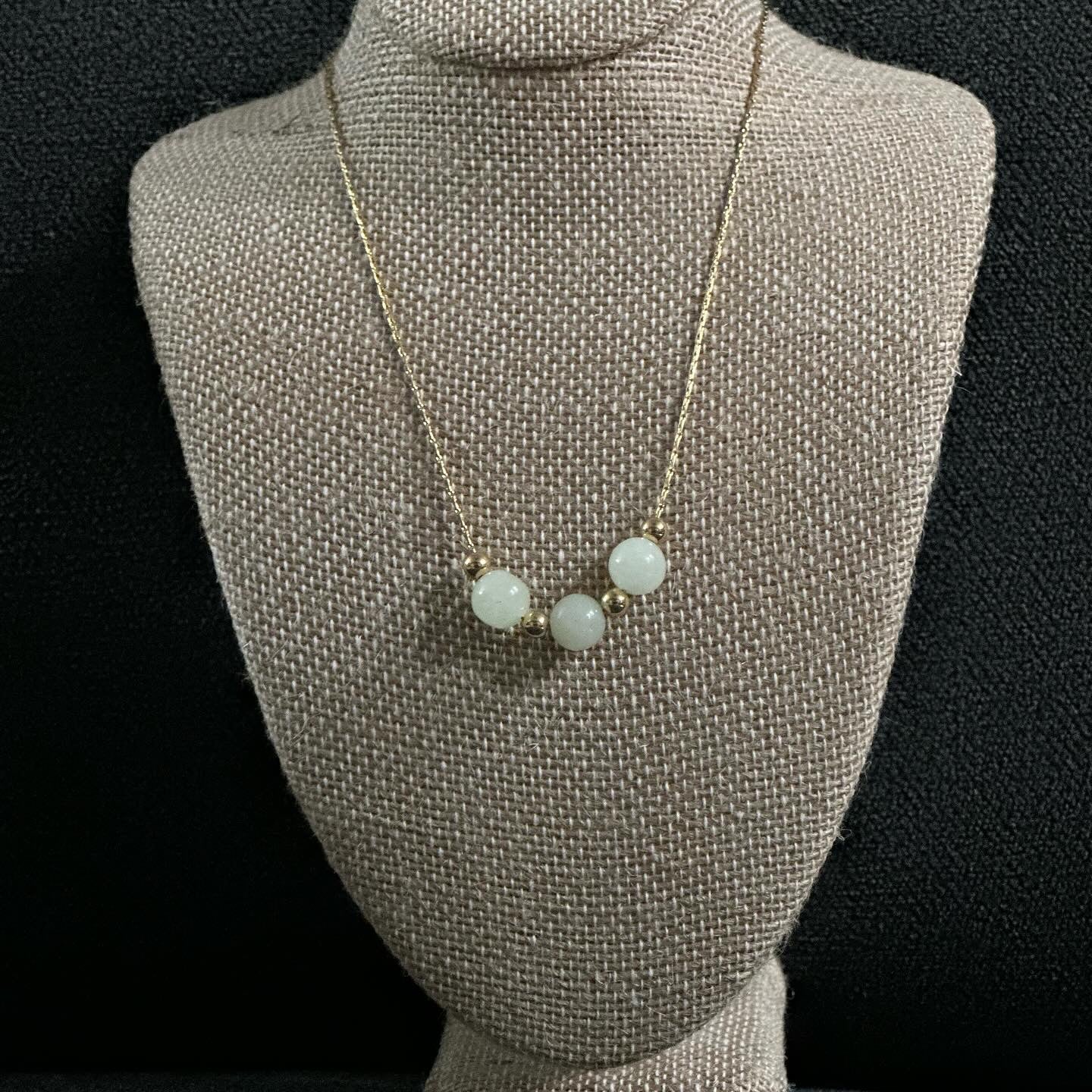 Heitian jade 3 circle necklace