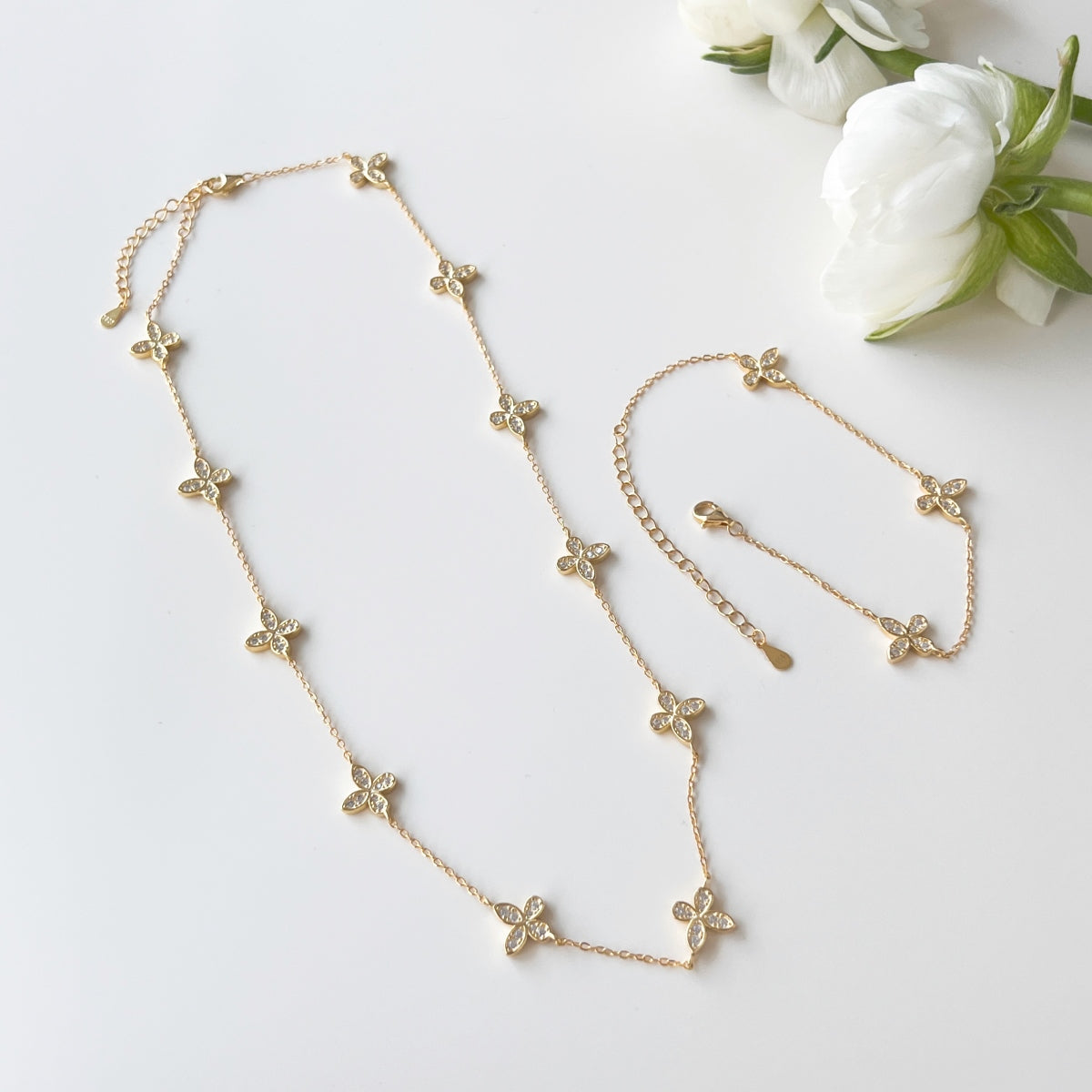 Jardin de Lune Necklace 925 Sterling Silver | 18K Gold or Rhodium Plating | 5A Cubic Zirconia