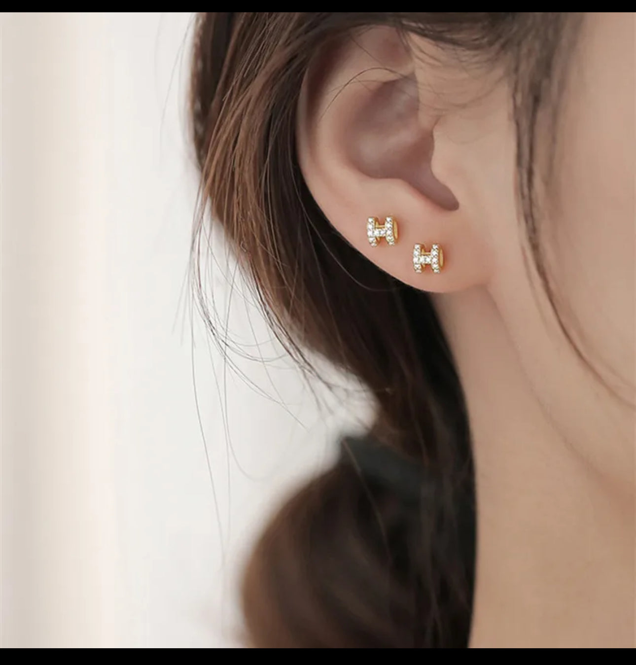 Minimalist H Stud Earrings